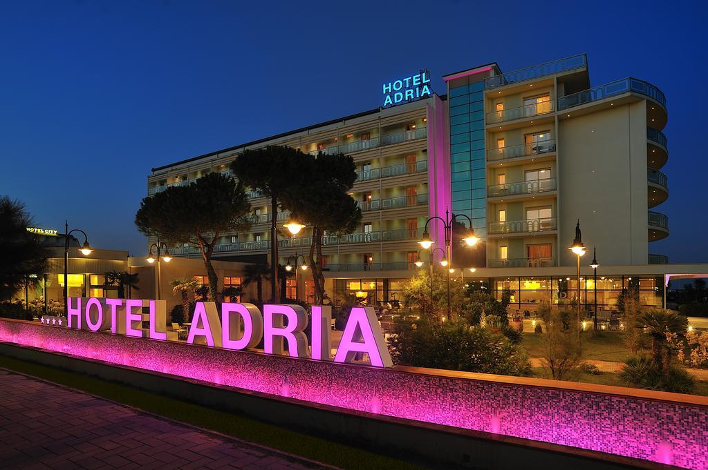 Hotel Adria Милано Мартима Екстериор снимка