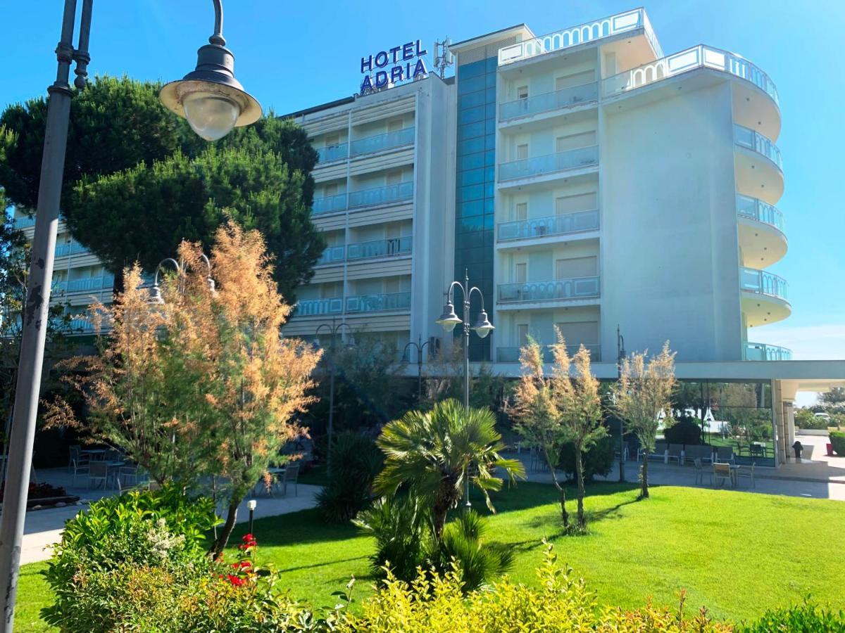 Hotel Adria Милано Мартима Екстериор снимка